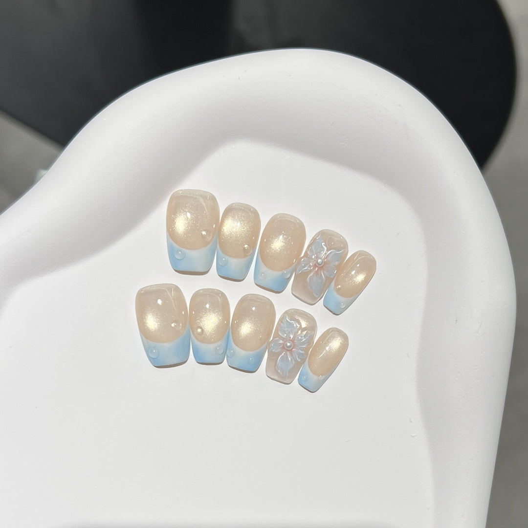 Decorative Press-On Nail Art Set with Floral Design Stornfield