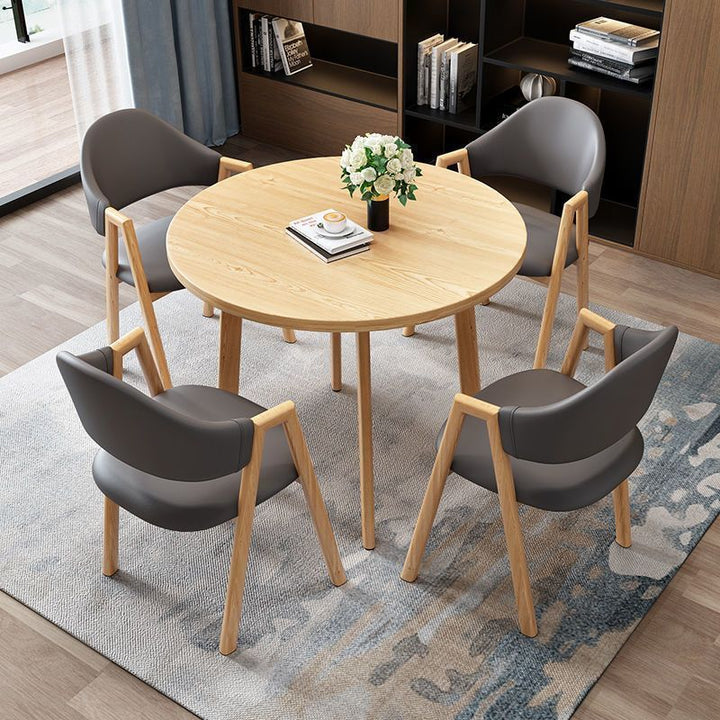 Dining chair with ergonomic upholstery and modern design Stornfield