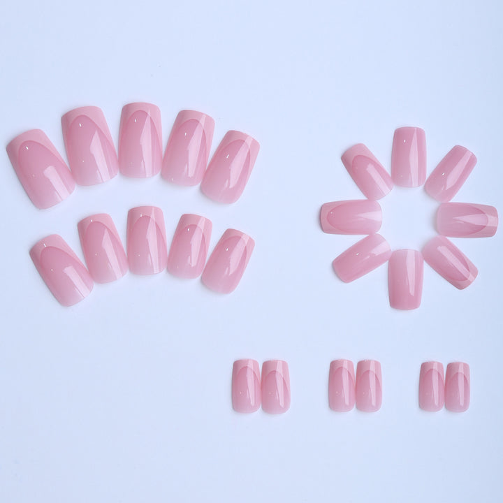Artful fingernails with luxurious design Stornfield