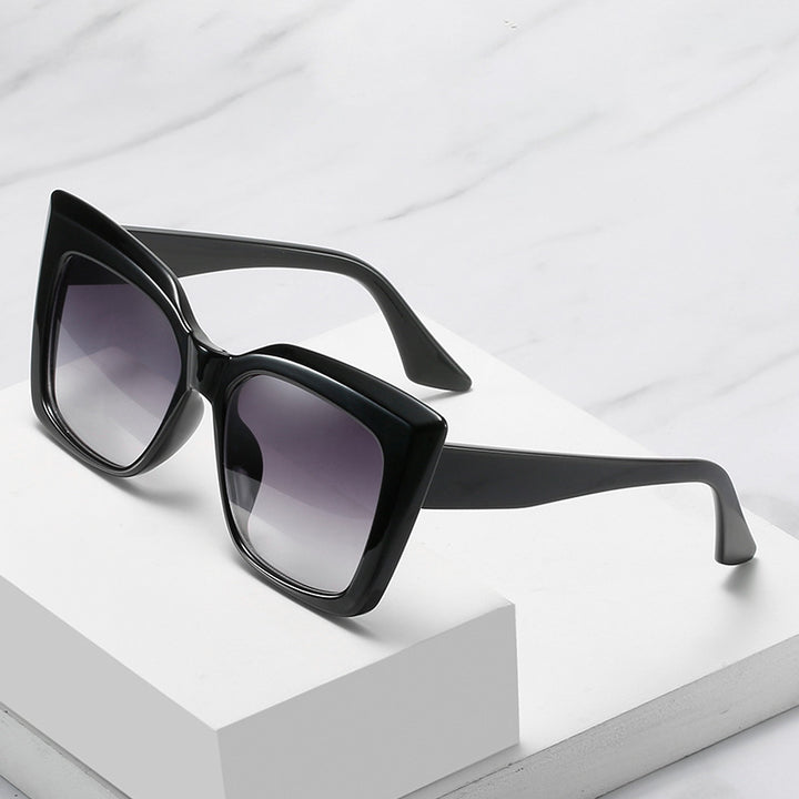 Fashion-Forward Oversized Square Sunglasses Stornfield 1787812562