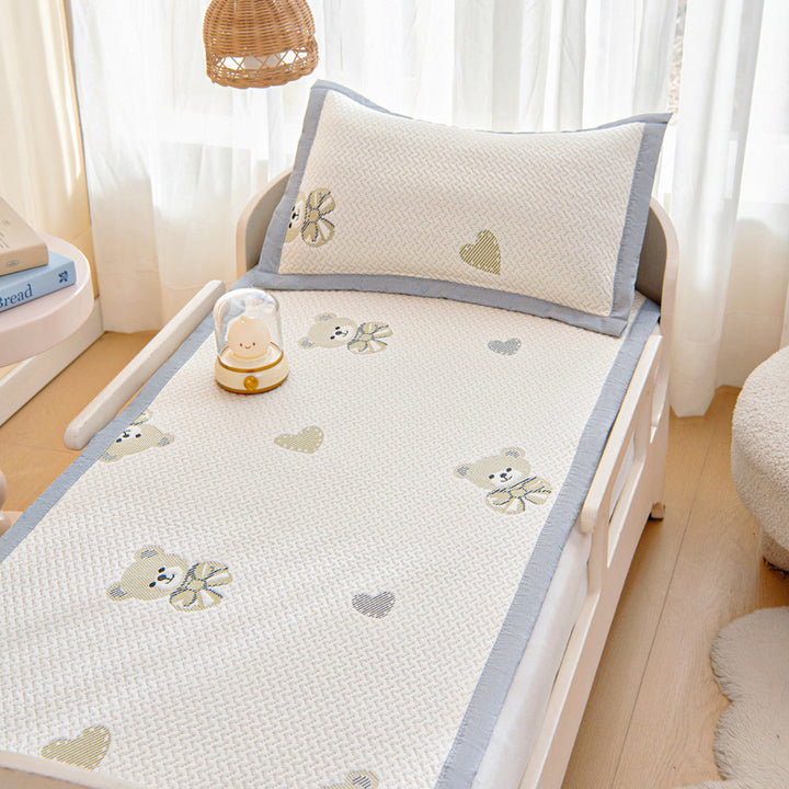 Breathable summer mattress topper for children with pillow