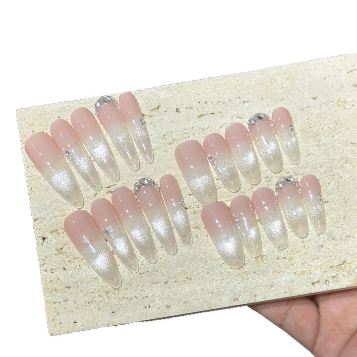 Elegant Decorative Press-On Nail Tips Set