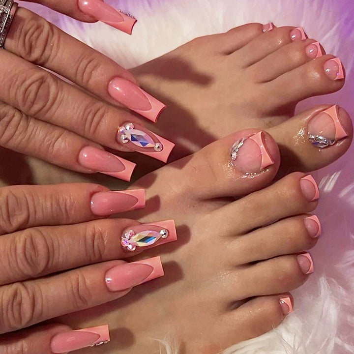 Artificial nail set with luxurious glitter accent Stornfield