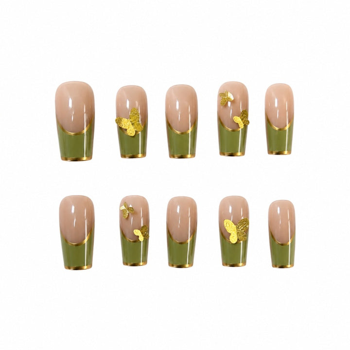 Artificial nails with elegant floral and delicate design Stornfield