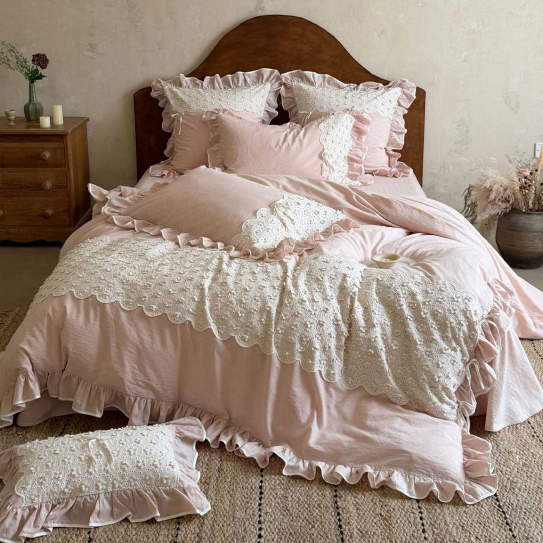 Embroidered Eyelet Ruffled Linen-Blend Duvet Cover Set with Decorative Pillow Shams