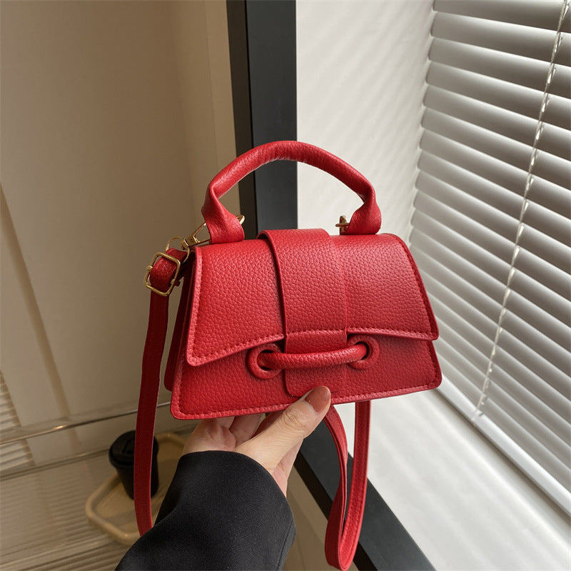 WoLuxurious Textured Leather Shoulder Bag Stornfield