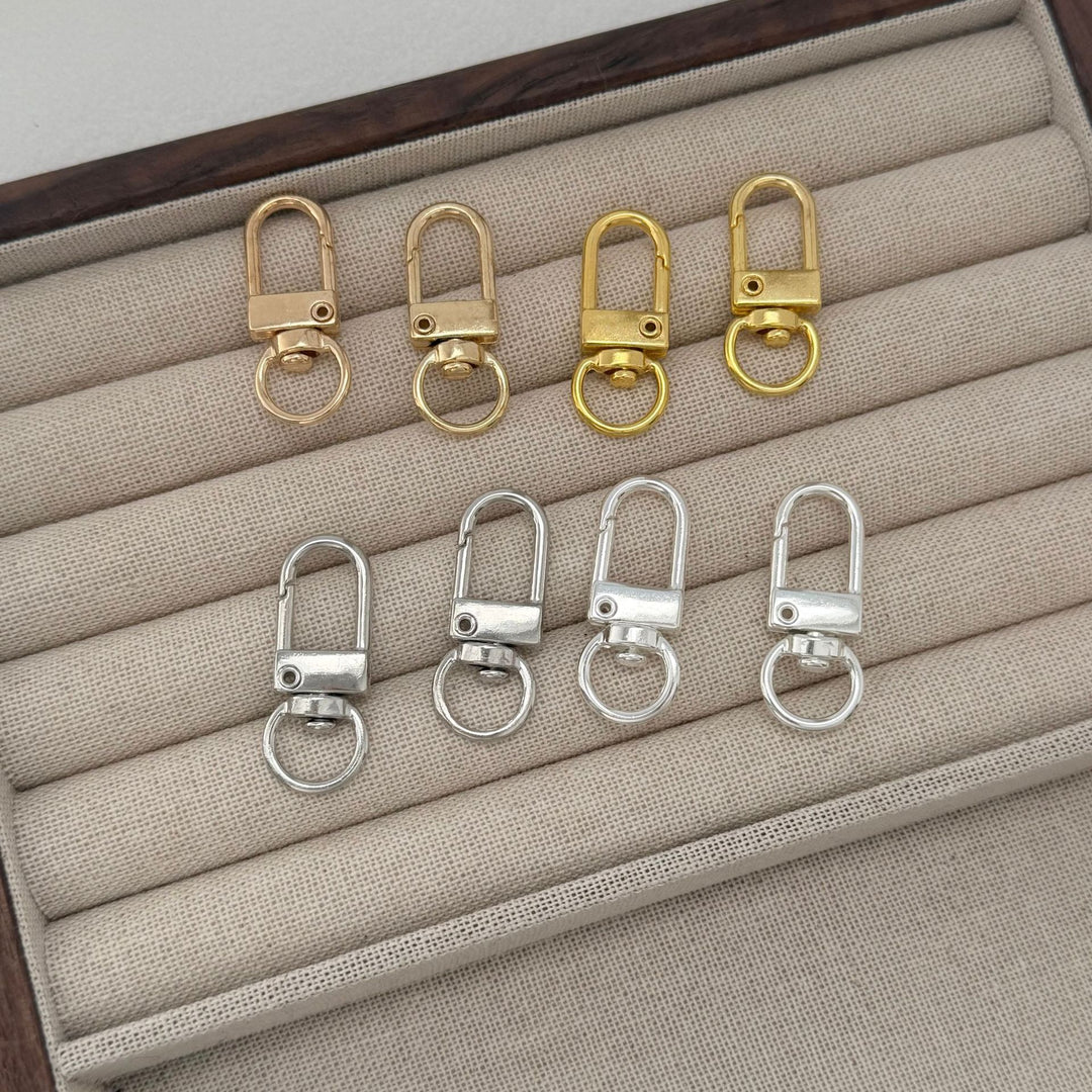 Versatile Metal Carabiner Clip Stornfield