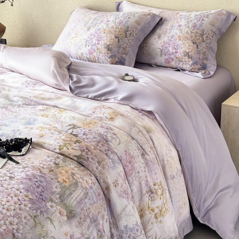 Luxurious satin bedding set with lilac flower print and silky piping