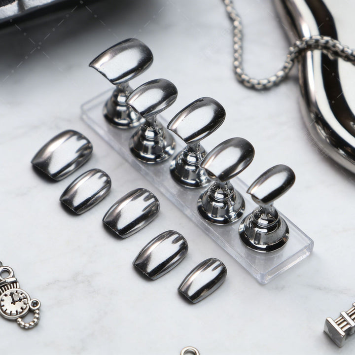 Metallic Press-On Nail Set