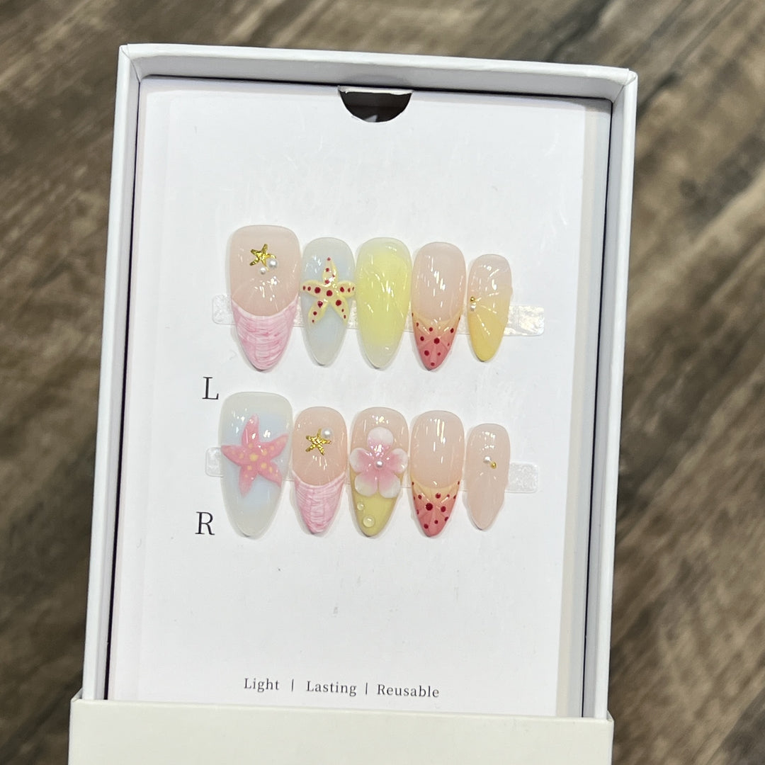 Summer-Inspired Press-On Nail Art Set Stornfield