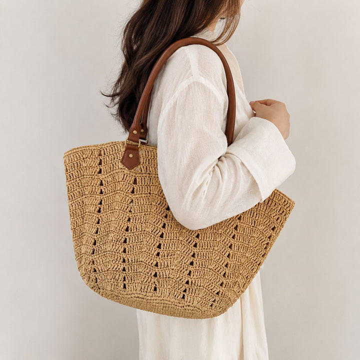 Beach chair bag with braided design and comfortable leather handles Stornfield