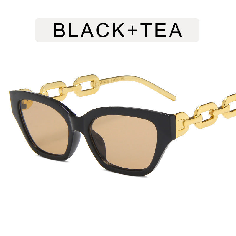 Chic Cat-Eye Sunglasses with Statement Chain Stornfield