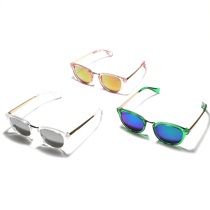 Women's fashion sunglasses with colorful, mirrored lenses and an elegant frame Stornfield