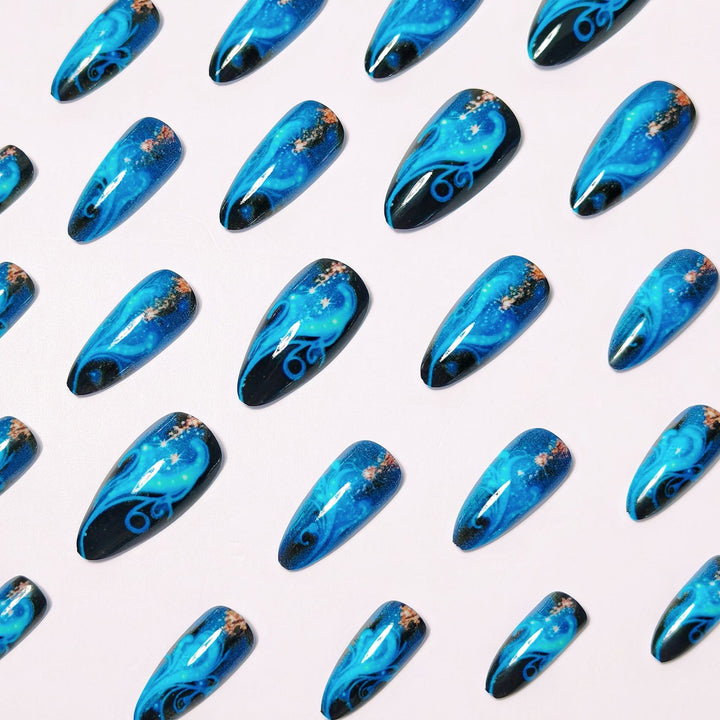 Glittering Nail Art Stornfield