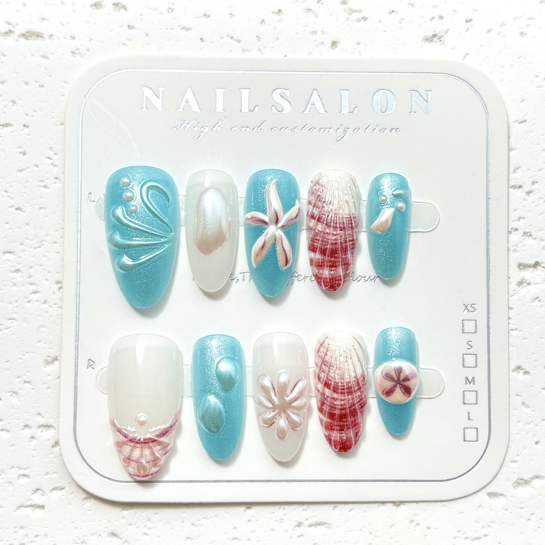 Coastal-Themed Press-On Nail Set