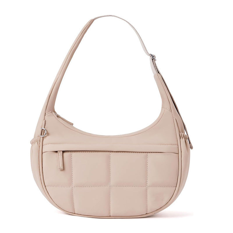 Fashionable shoulder bag with quilted surface Stornfield