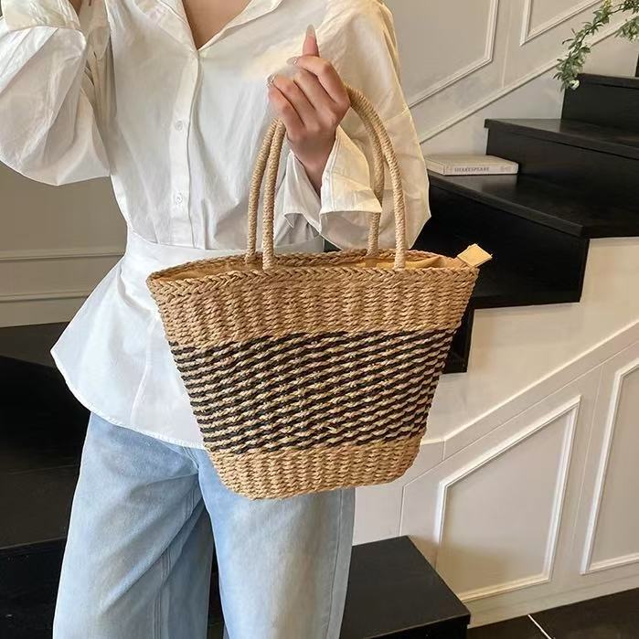 Handbag in the Elegant Wave Pattern Stornfield