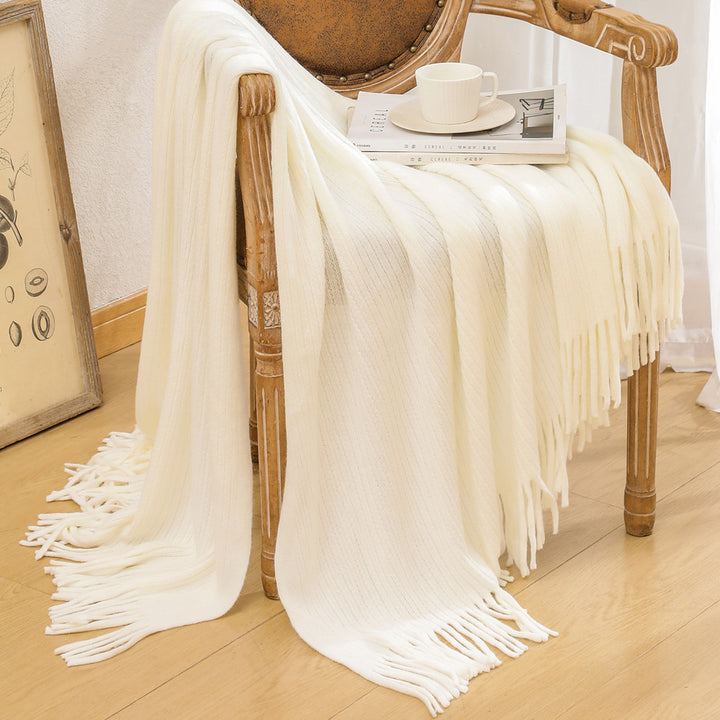 Cozy Fringed Throw Blanket