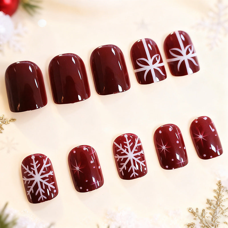 Festive Winter Nail Art Stornfield