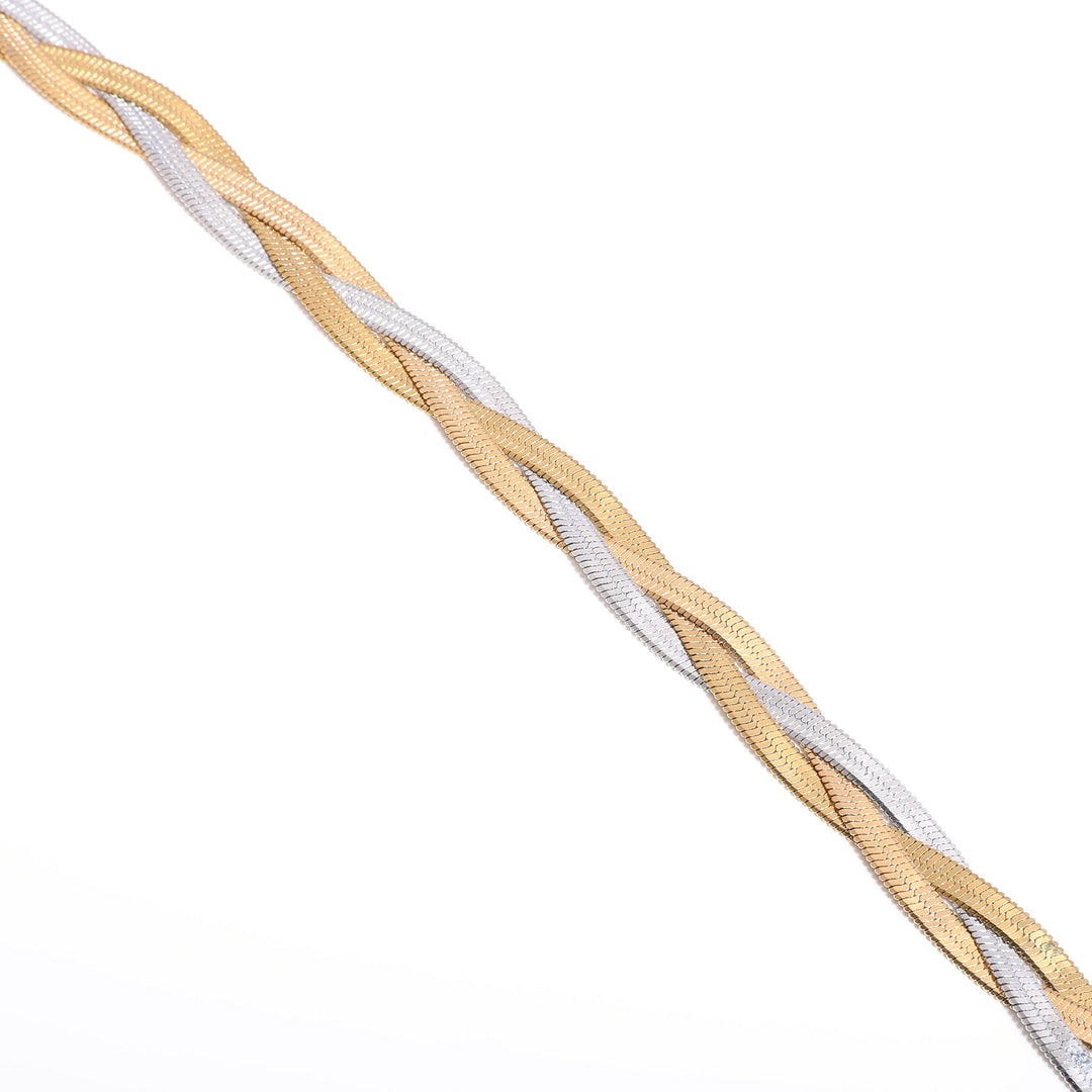 Elegant Textured Wire Bracelet Stornfield