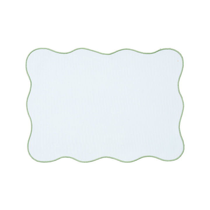 Table mat made of microfiber with wavy hem