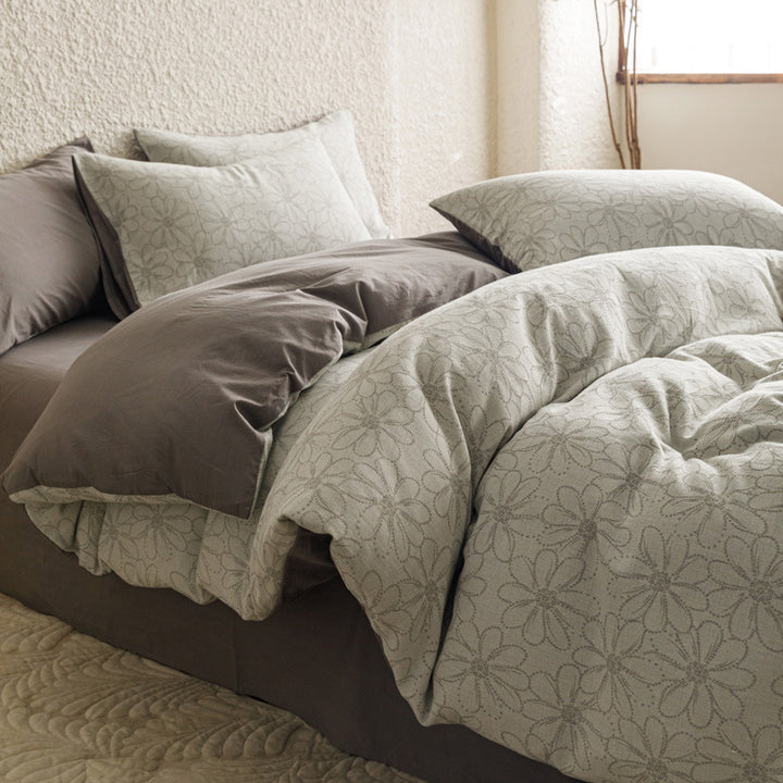 Premium duvet cover set made of cotton percale with subtle paisley relief texture