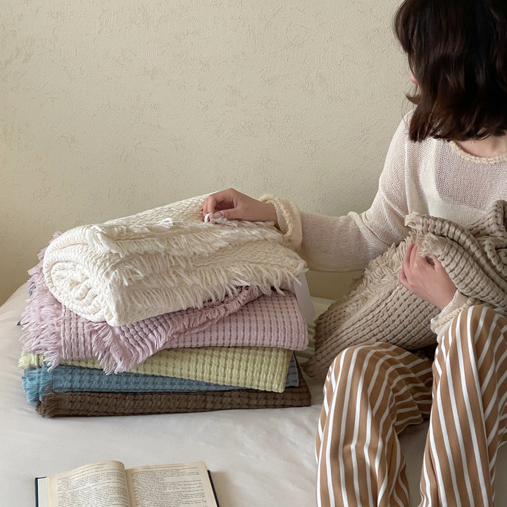 Waffle Weave Lightweight Throw Blanket with Fringe