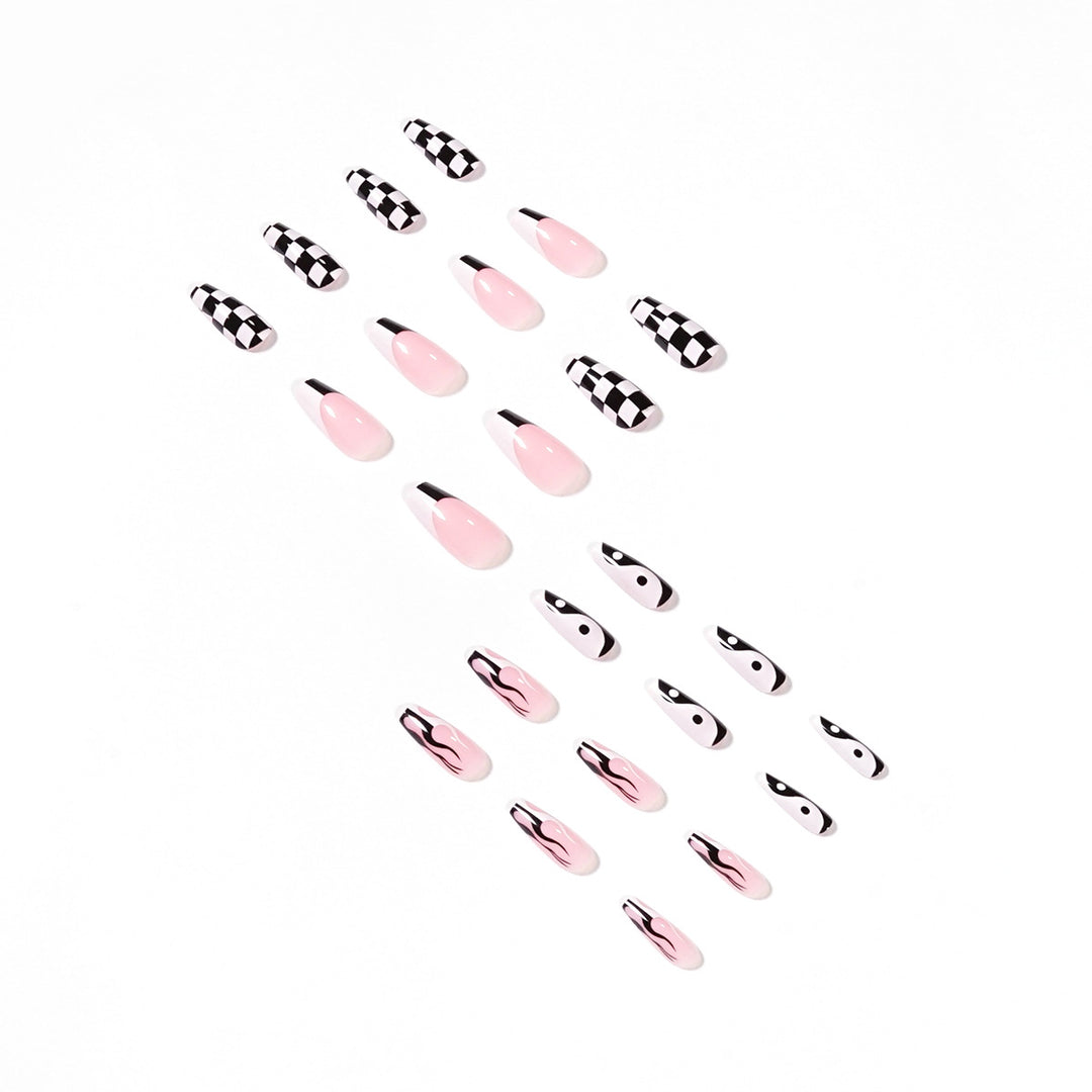 Artificial nail art with modern graphic design Stornfield