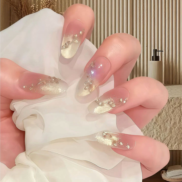 Luxe Press-On Nail Art Set