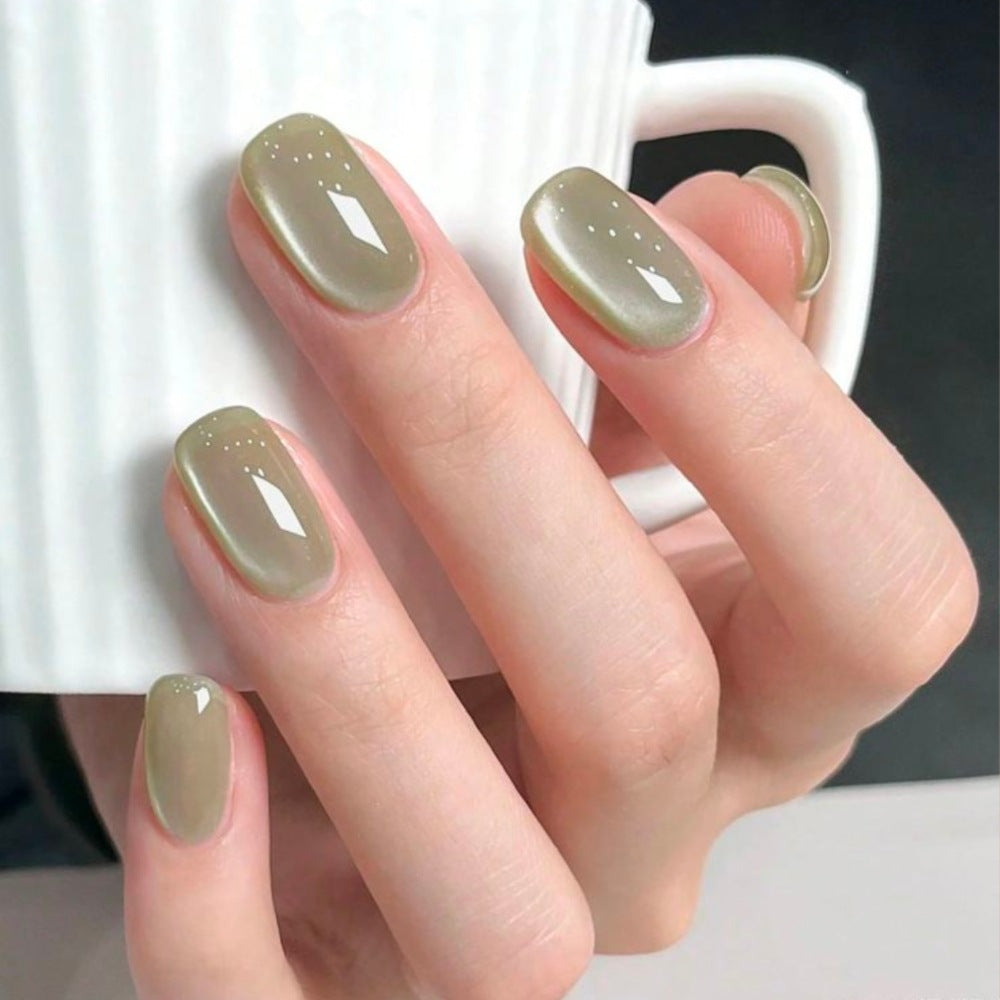 Artifici Nails with Elegant Satin Finish and Modern Design Stornfield