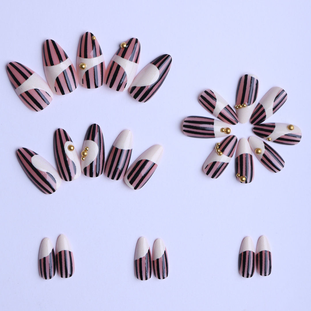 Artificial Fingernails In Elegant Stripe Design with Gold Accents Stornfield