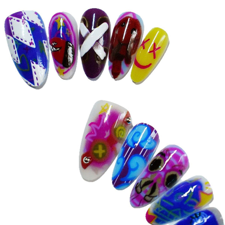 Artistic Kiss-Themed Press-On Nail Art Stornfield