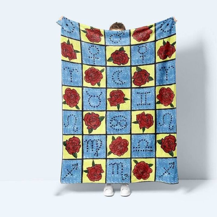 Decorative Floral Print Fleece Throw Blanket