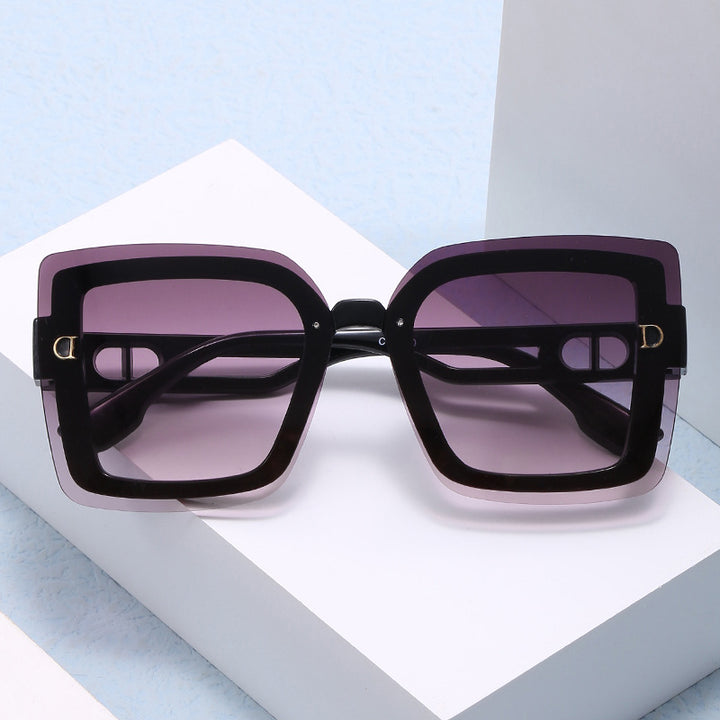 Ladies fashionable oversized sunglasses in geometric design Stornfield