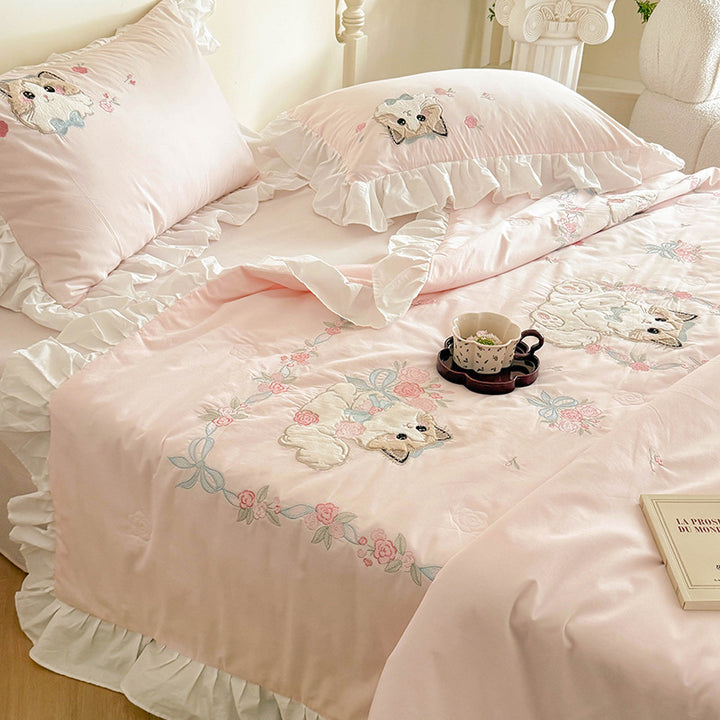 Romantic cotton bedding set with ruffles and embroidered cat motifs