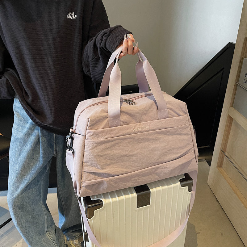 Elegant and Spacious Sports Shoulder Bag Stornfield