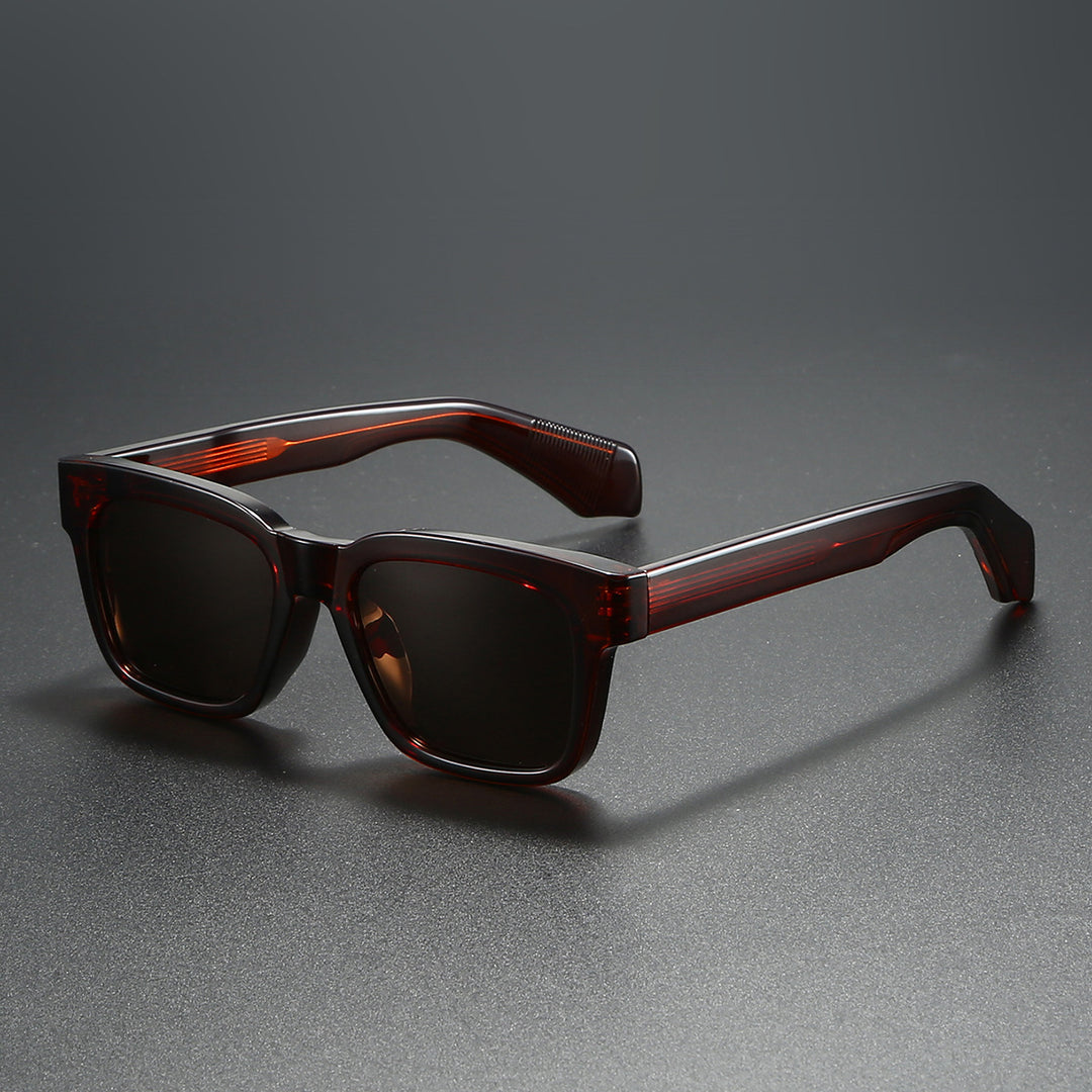 Women's square sunglasses with distinctive tortoiseshell pattern Stornfield