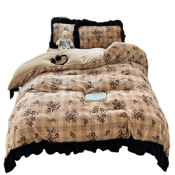 Floral Patterned Plush Comforter Set