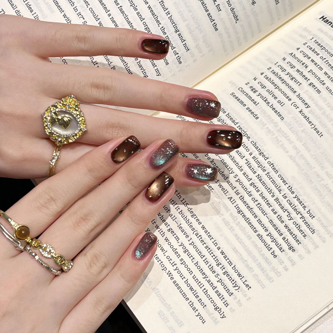 Acrylic Nails with Shimmering Gradient Color Stornfield