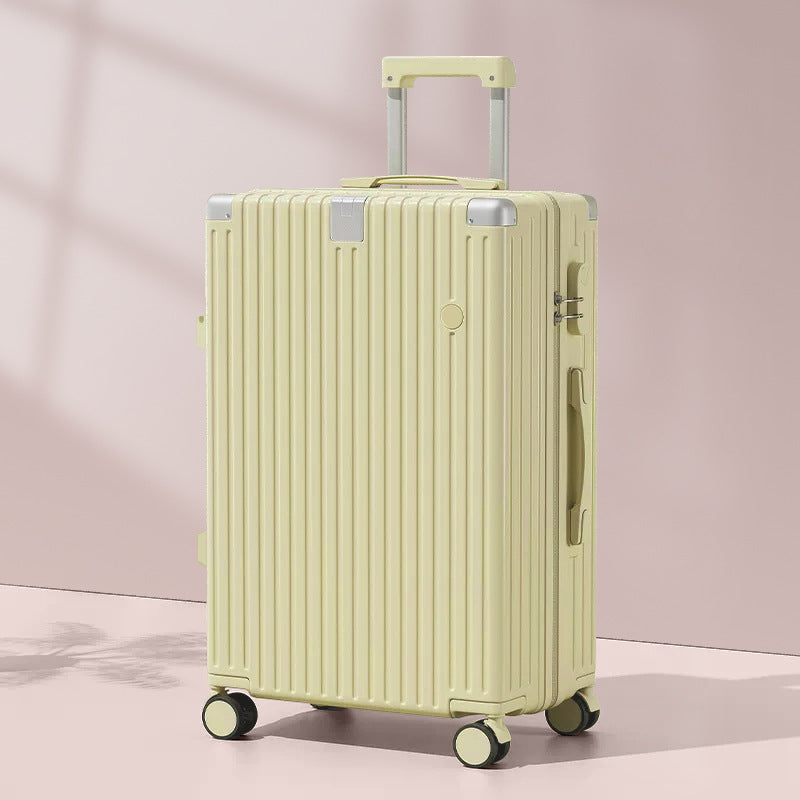 Unisex Textured Lightweight Spinner Luggage Stornfield