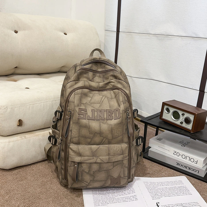 Versatile Multi-Pocket Backpack with Keychain Stornfield