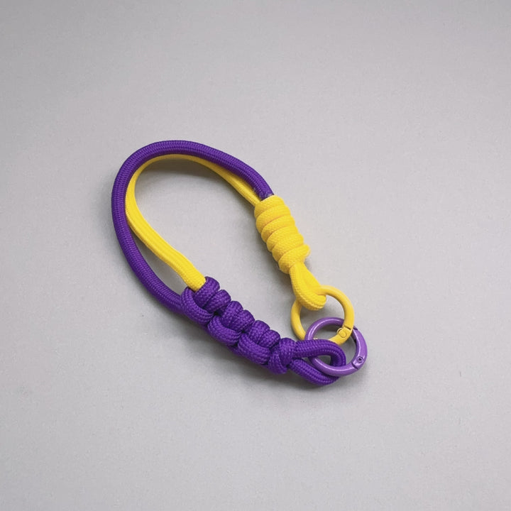 Paracord Keychain Holder Stornfield