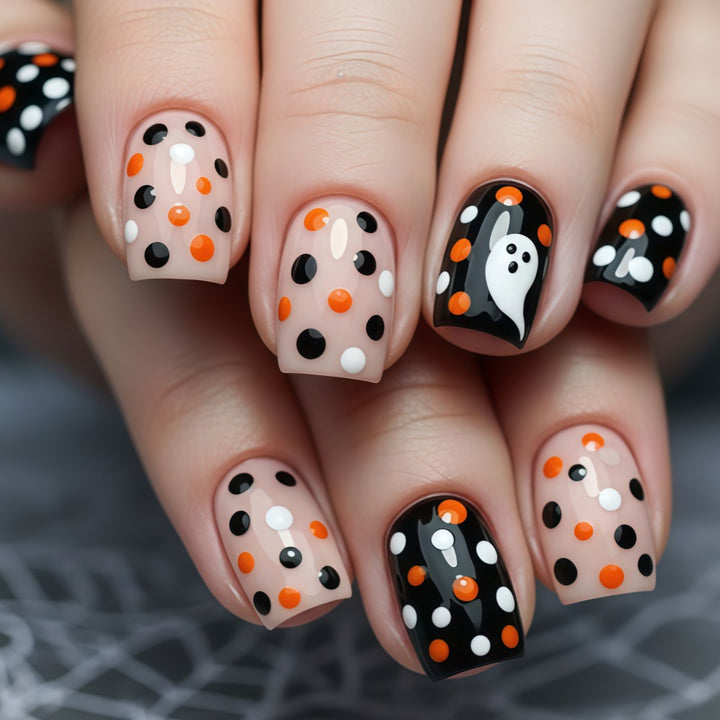 Artificial nails with festive ghost pattern Stornfield