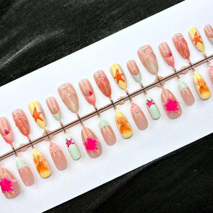 Elegant Polka Dot and Lace Press-On Nail Set