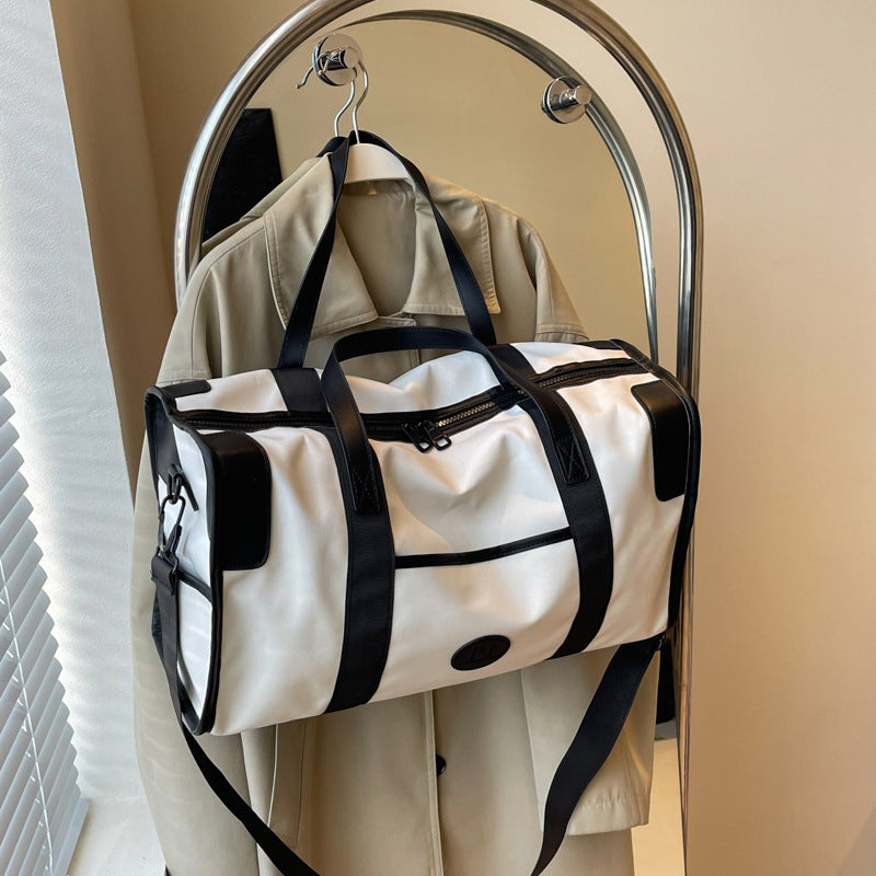 Sporty leisure duffel bag with durable material and adjustable shoulder strap Stornfield