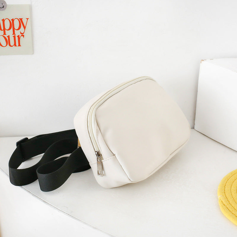 Fashionable fanny pack in minimalist form Stornfield