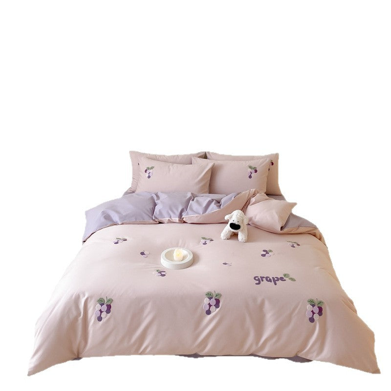 Bedding complete set made of cotton satin with dessert party motif and reversible pillowcases