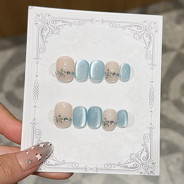 Elegant Artificial Nails with Radiant Accents Stornfield