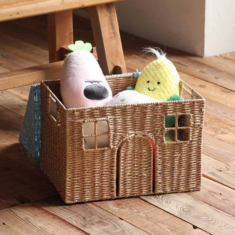 Basket in House Design Stornfield