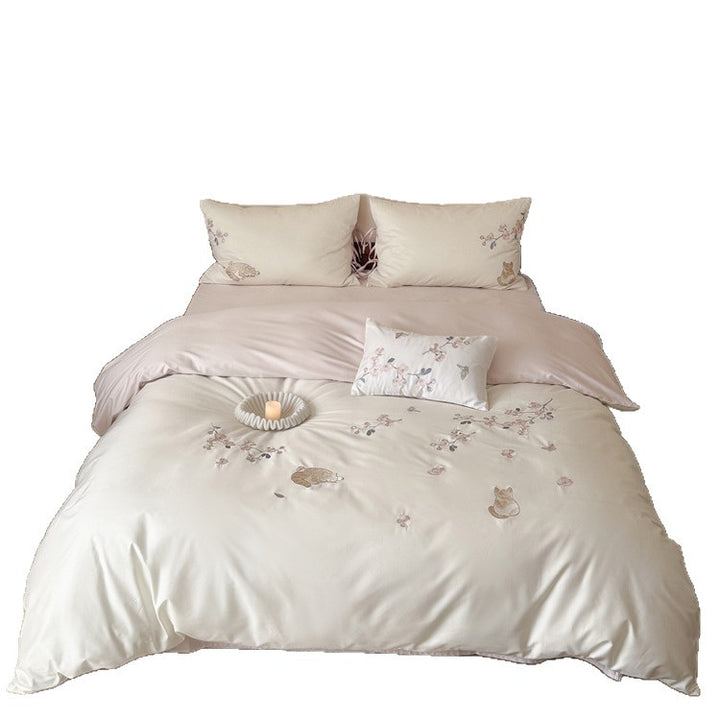 Elegant embroidered bedding set made of cotton satin with cat and flower motif Stornfield